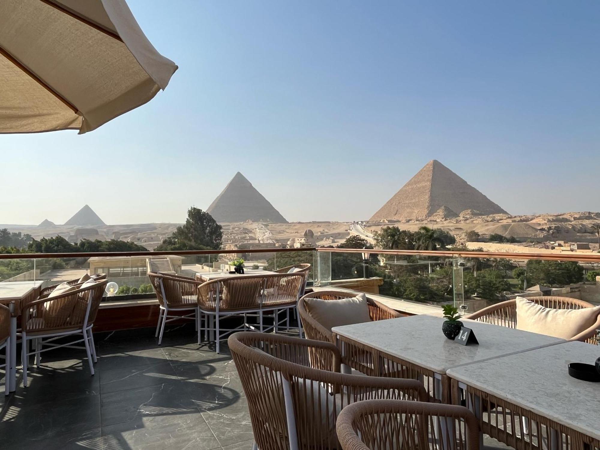Shadow Pyramids Suites And Jacuzzi Kafret el-Gabal 外观 照片