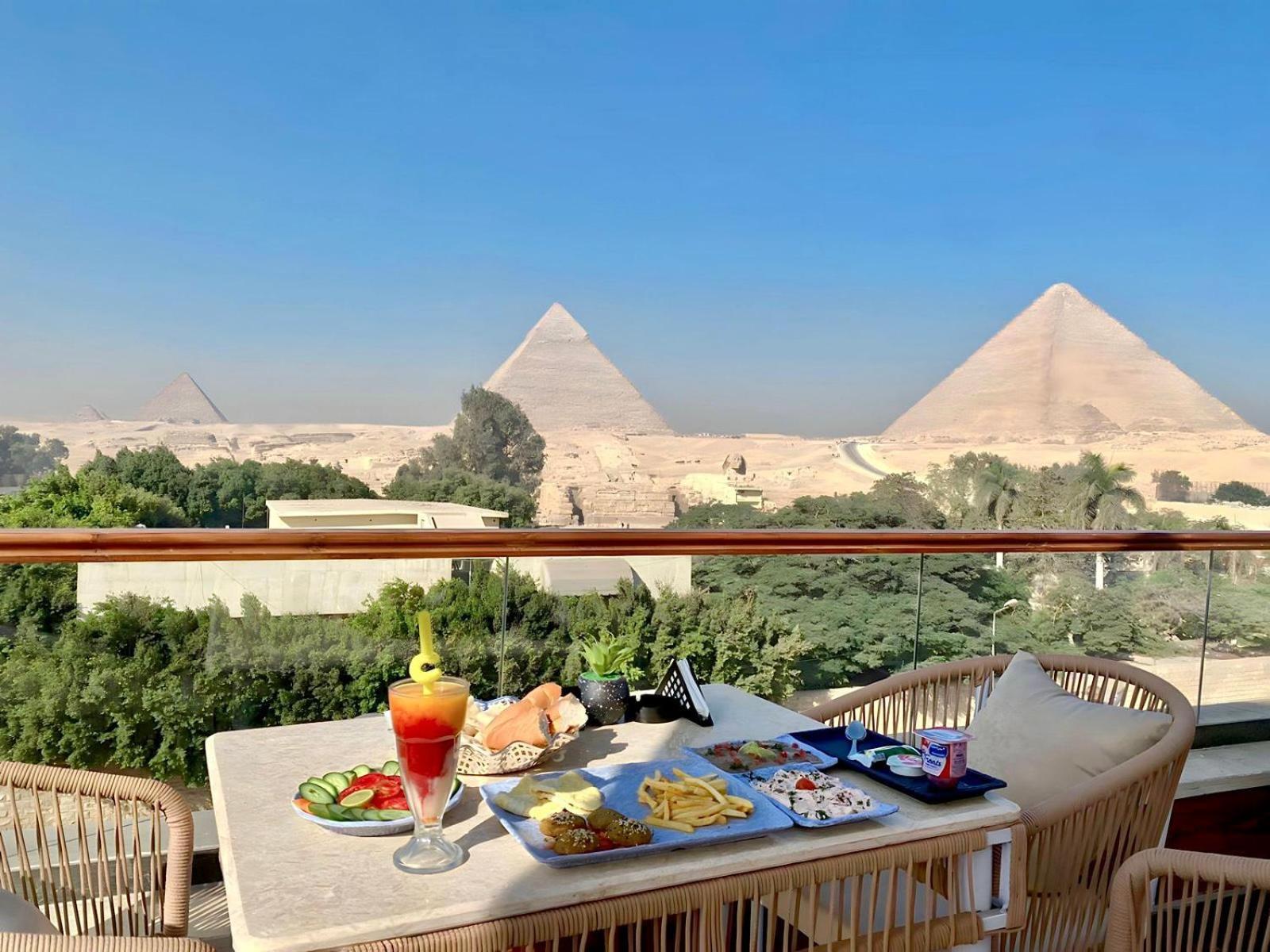 Shadow Pyramids Suites And Jacuzzi Kafret el-Gabal 外观 照片