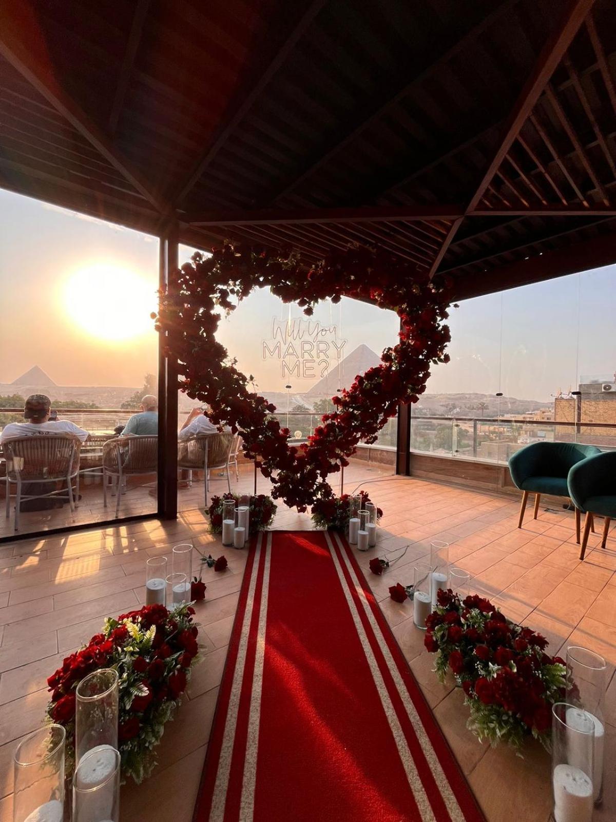 Shadow Pyramids Suites And Jacuzzi Kafret el-Gabal 外观 照片